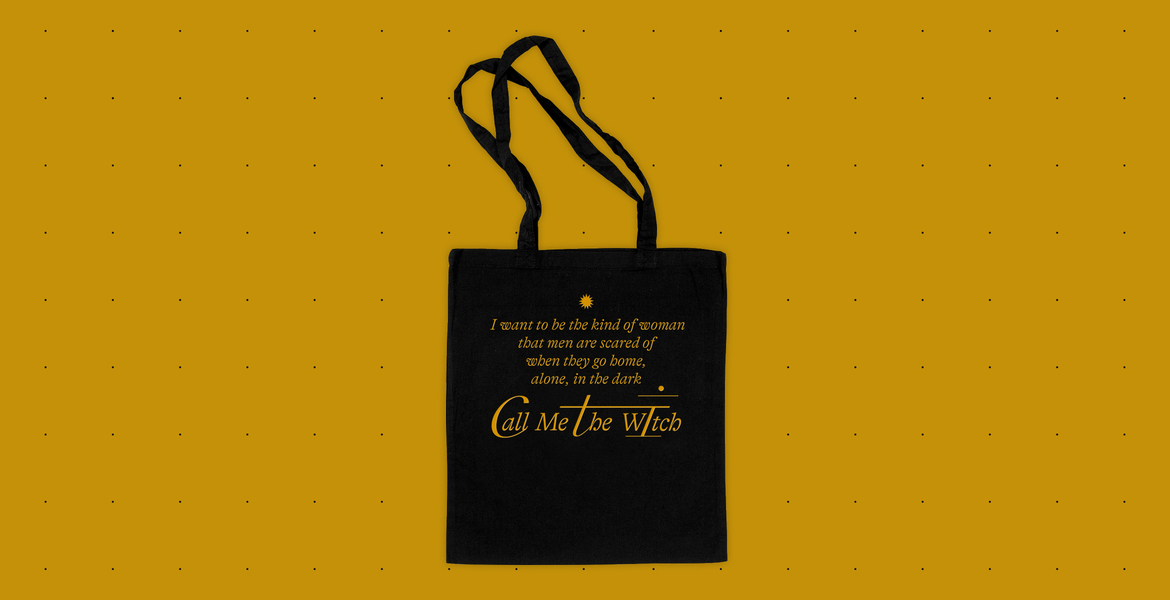  Call Me The Witch, Pre-Order Bag 